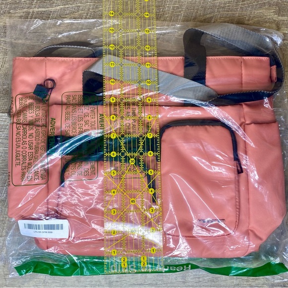 Hedgren Billow Tote Handbag Dual Handle Salmon Pink Purse Sustainable Nylon -HP - Picture 7 of 7